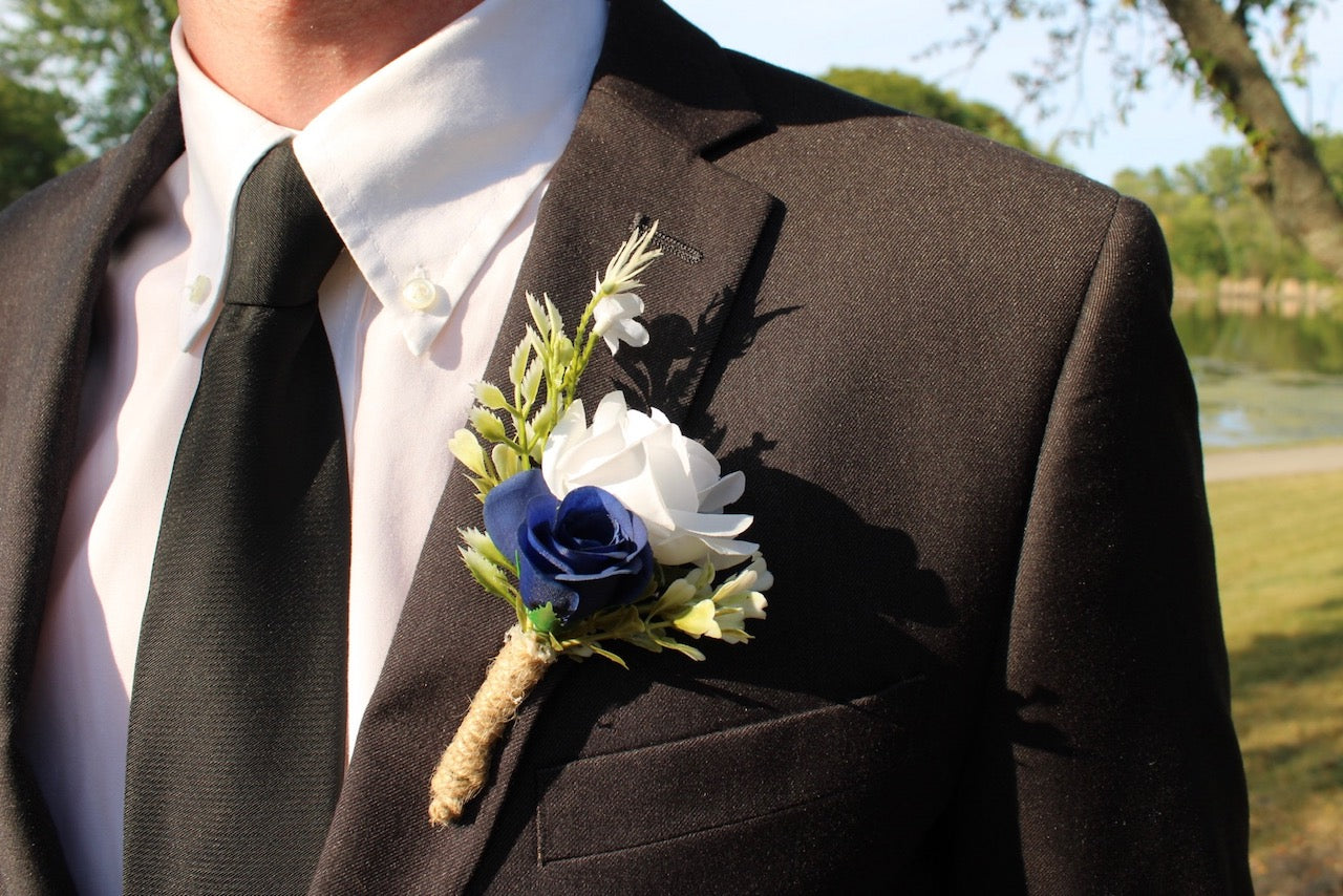 Groomsmen Boutonnieres